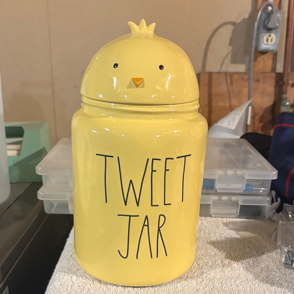 Rae Dunn Chick Jar